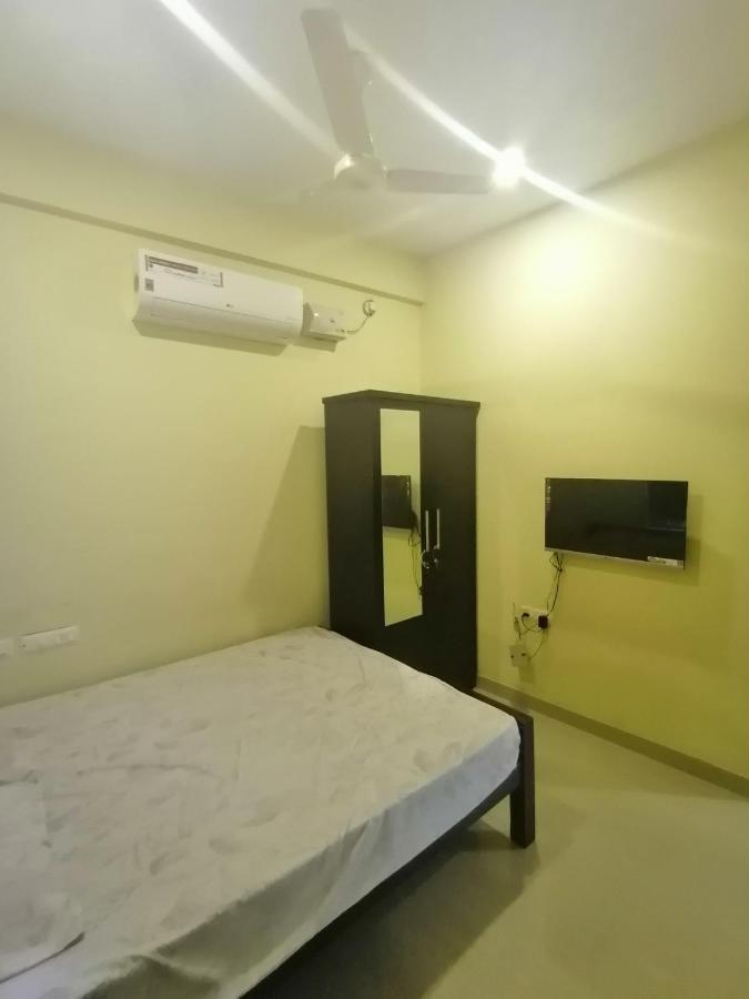 Queens Residency Thrissur Εξωτερικό φωτογραφία